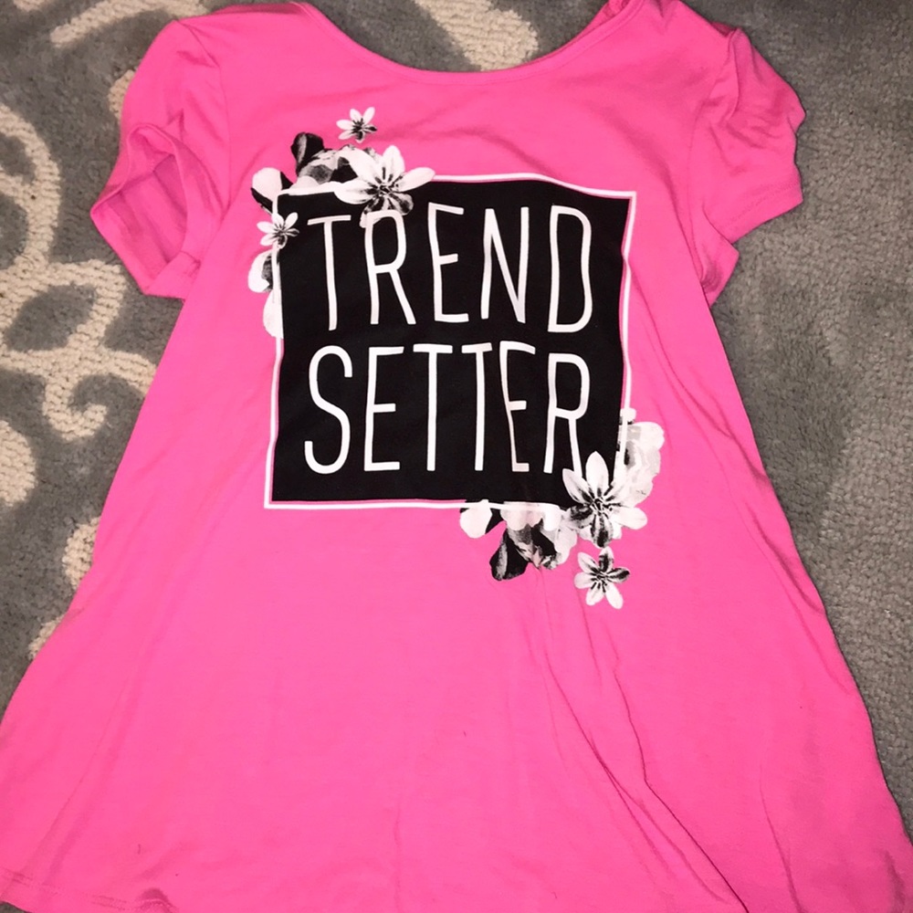 size 10 short sleeve top